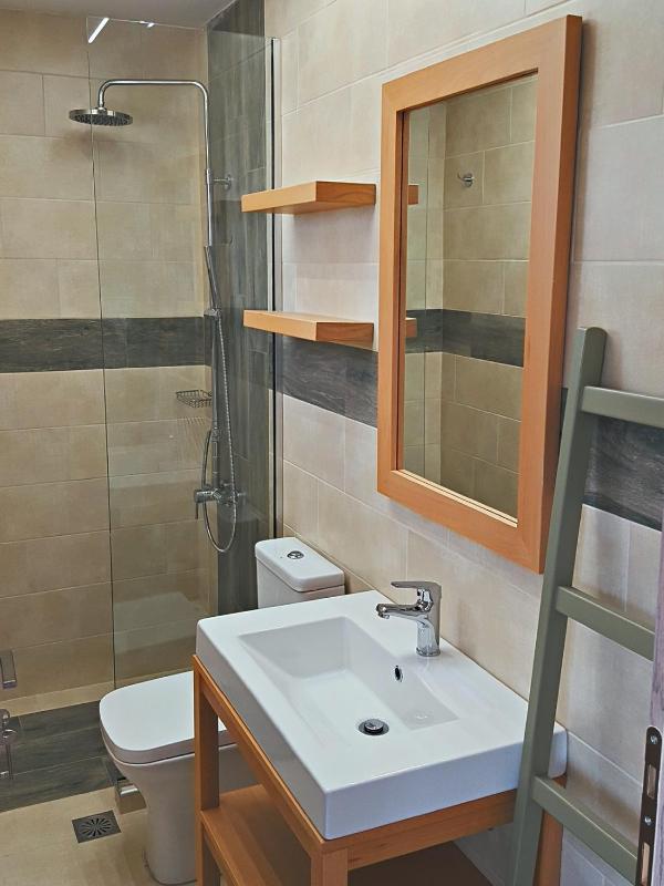 Apartment image 3