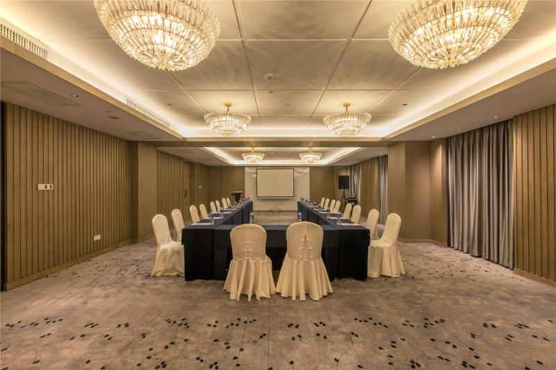 Wuhan Hongguang Hotel - image 29