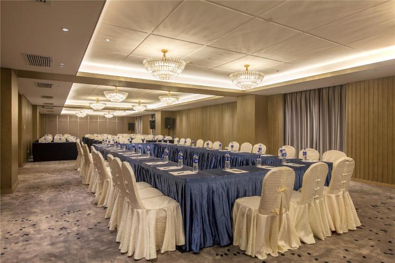Wuhan Hongguang Hotel - image 27