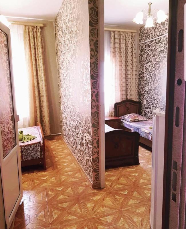 Family Room image 2