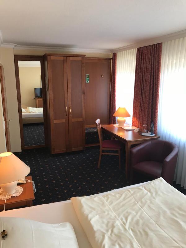 Single Room image 1