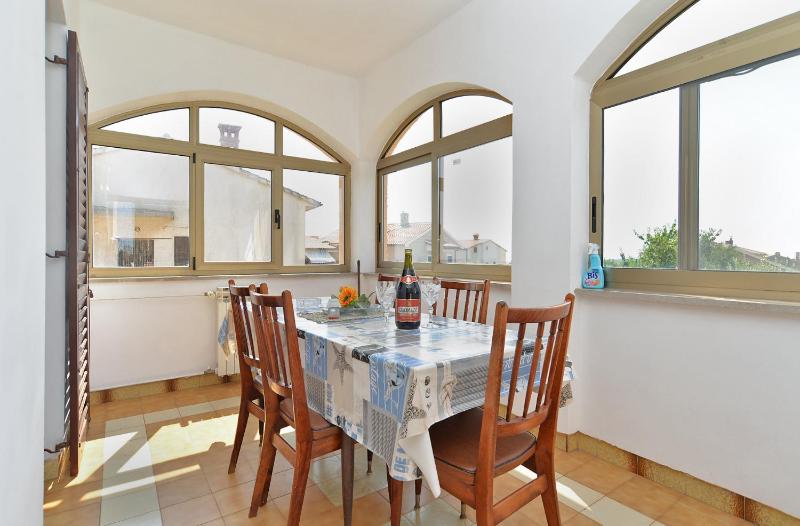 Apartment image 2