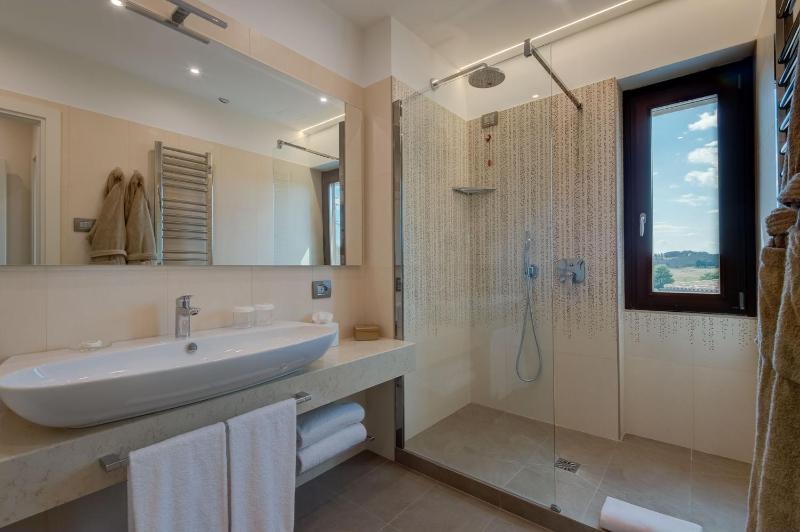 Suite image 4
