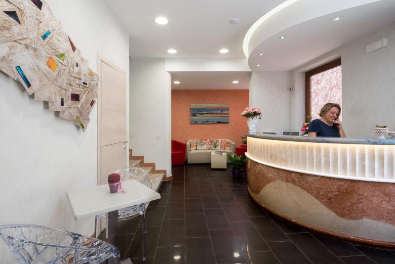 Hotel Biancolilla - image 40