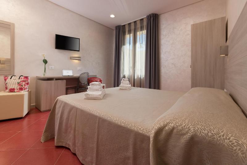 Hotel Biancolilla - image 36
