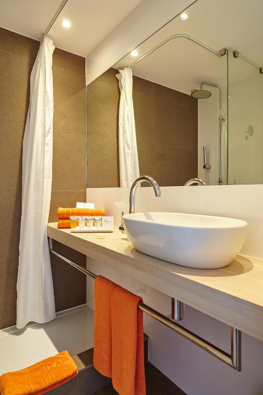 Junior Suite image 2