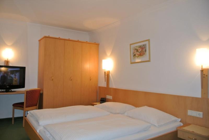 Comfort Single Room image 2