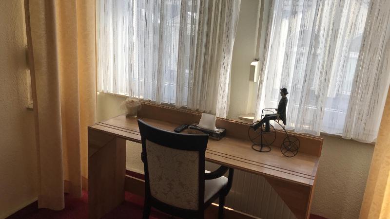 Double Room image 1