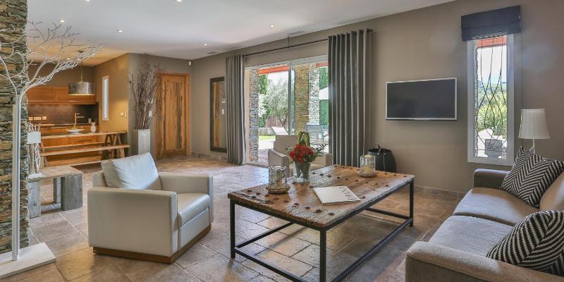 Villa with Private Pool image 1