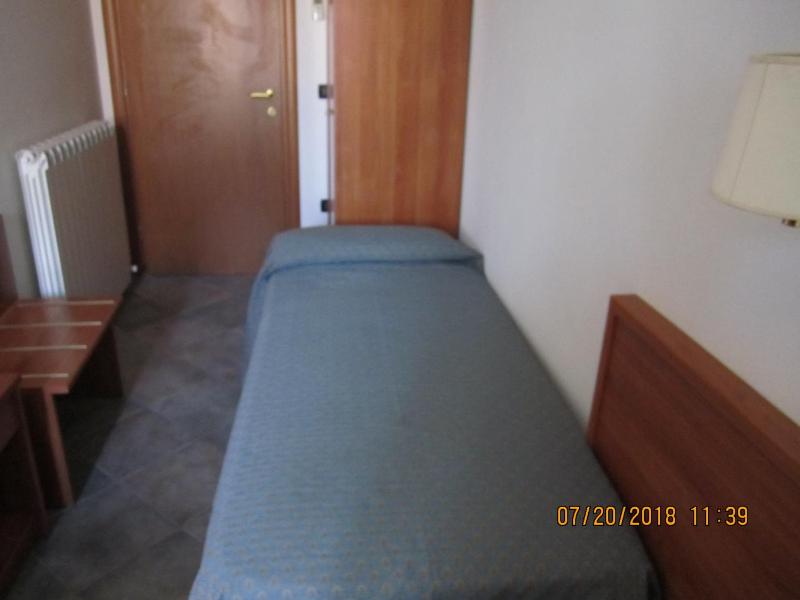 Single Room with Private Bathroom image 4