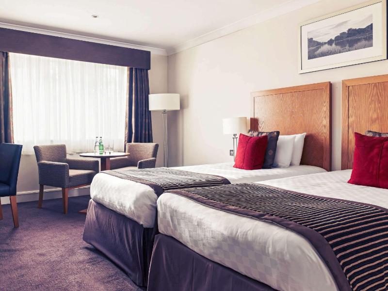 Superior Twin Room image 2
