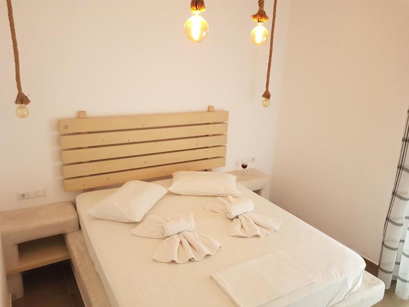 Superior Double Room image 3