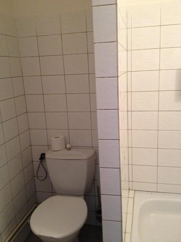 Double Room image 3