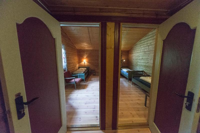 Standard Single Room with Shower image 2