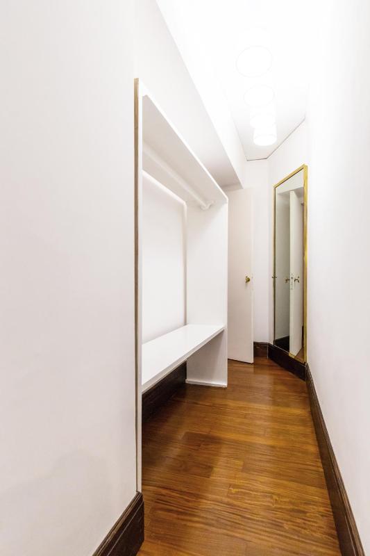 Deluxe Double Room image 3