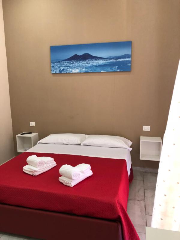 Deluxe Room image 2
