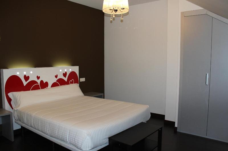 Triple Room image 3