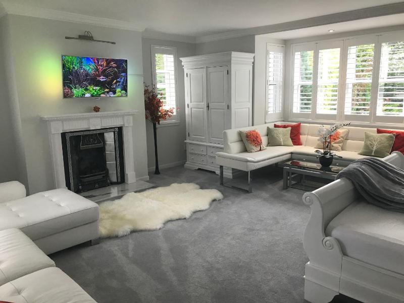 Master Suite (with Hot Tub) image 2