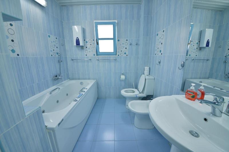 One-Bedroom Apartment (4 Adults) image 4