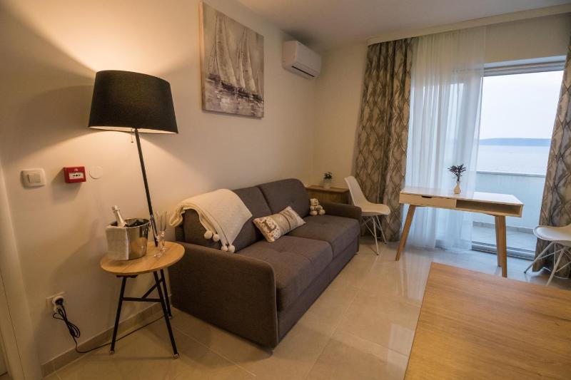 Superior Apartment image 3