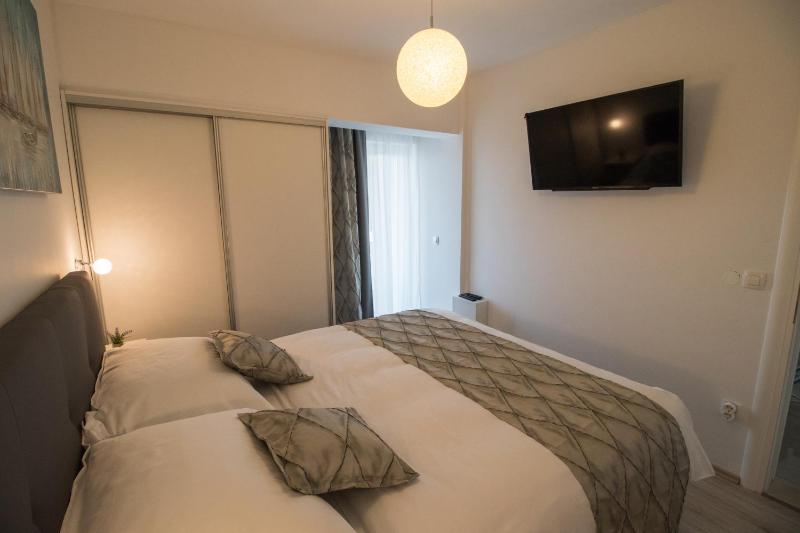 Apartment with Sea View image 3