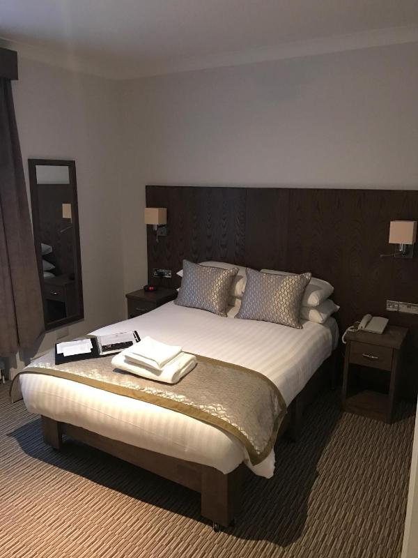 Executive Double Room image 4