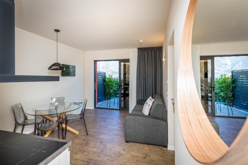Superior Apartment image 2