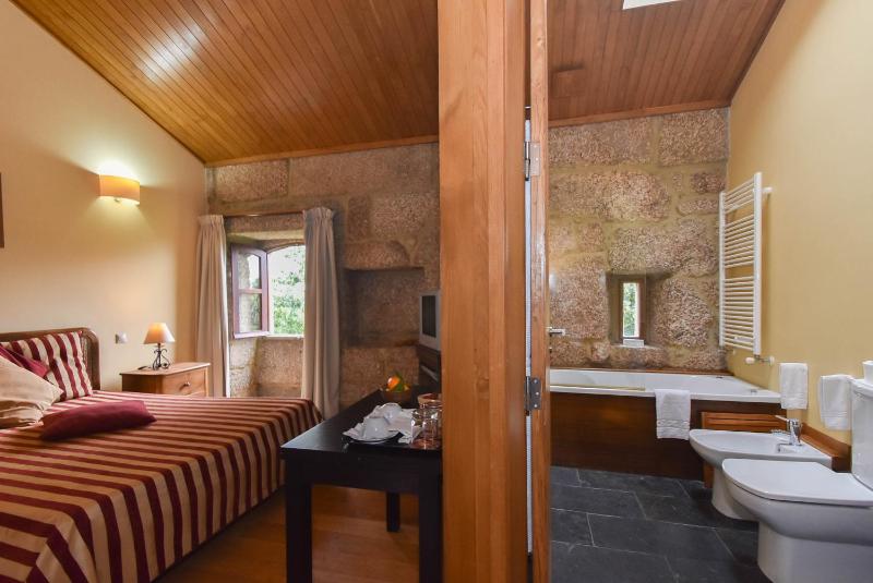 Special Offer - Double/Twin Room image 3