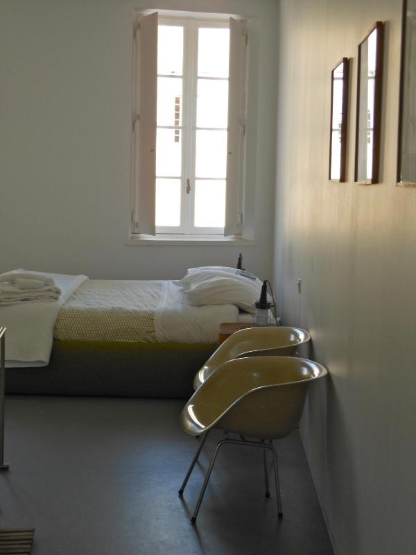 Double Room image 4