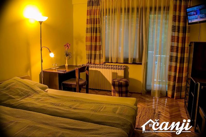 Double Room with Private Bathroom image 3