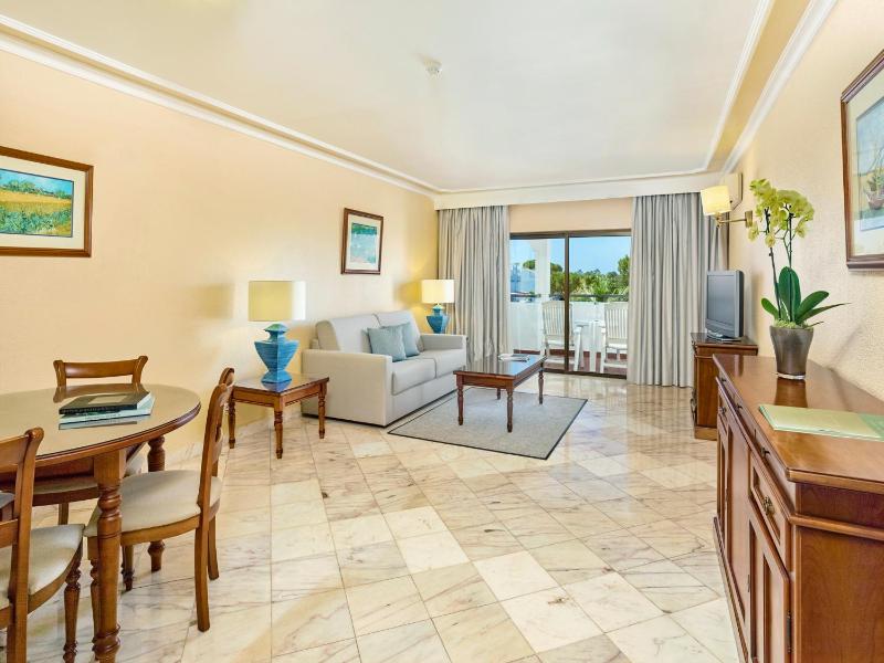 Suite image 3