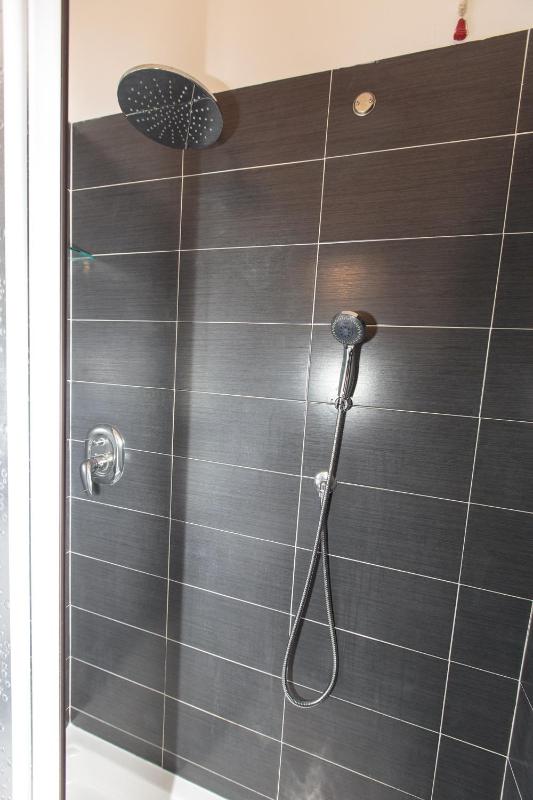 Double Room with Private Bathroom image 3