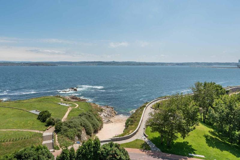 Double Room with Sea View image 1
