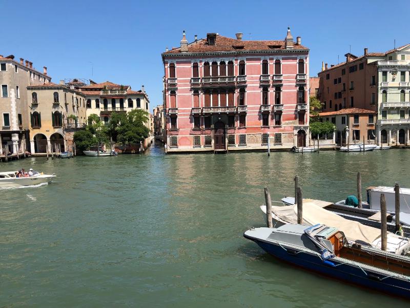 Deluxe Double Room - Grand Canal View image 3