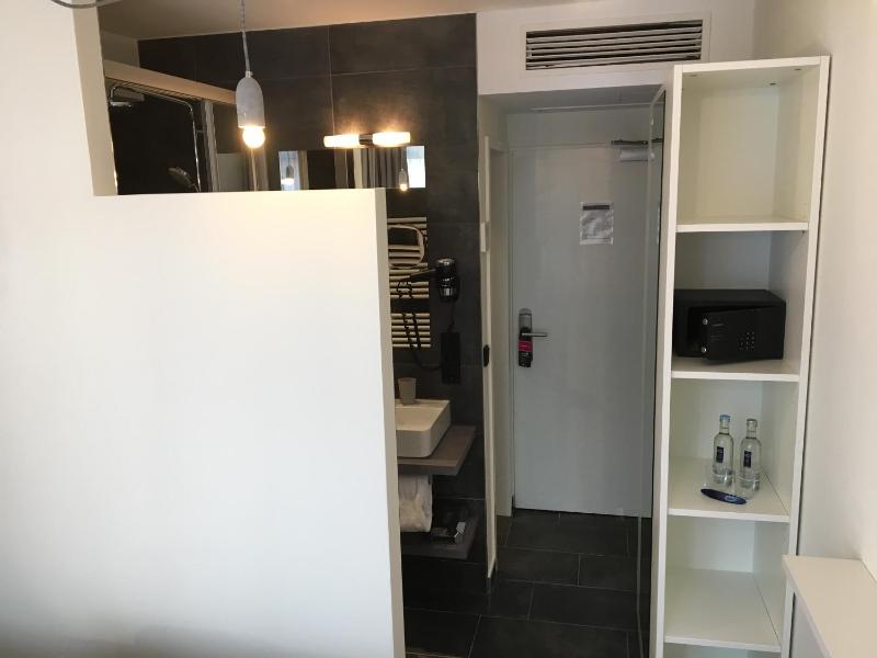 Double Room with Terrace image 2