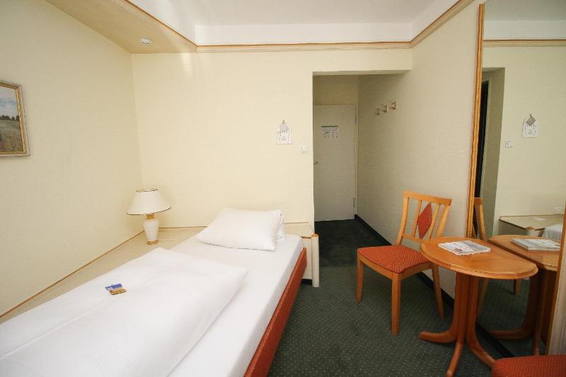 Hotel Leopold - image 6