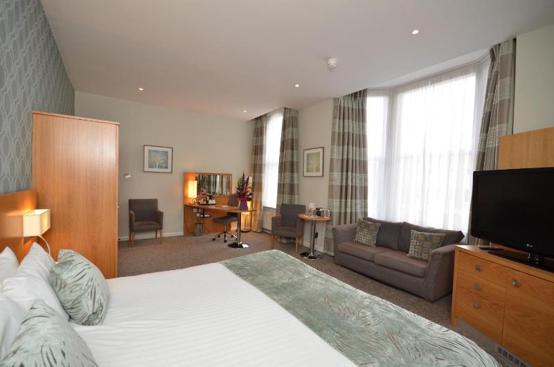 Executive King Room - Non-Smoking image 2