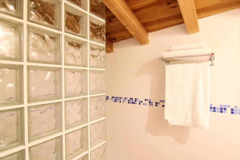 Double Room - Attic image 3