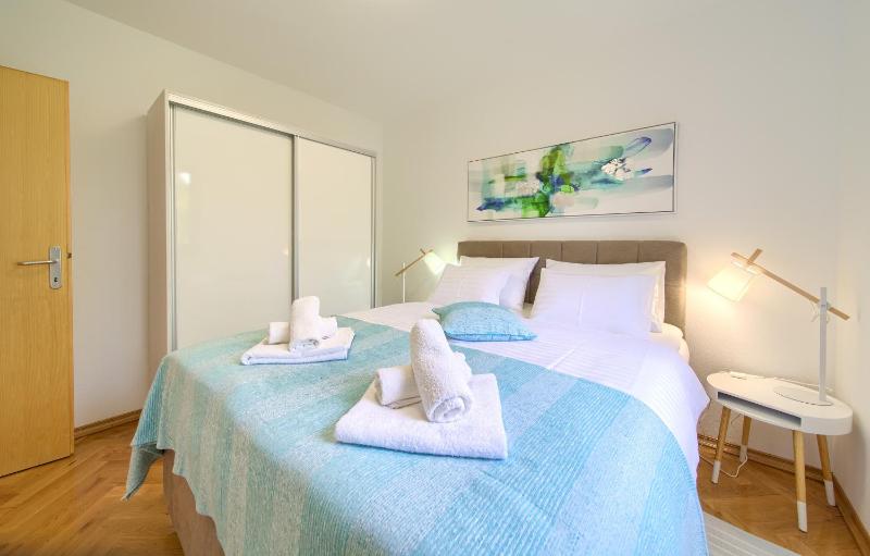 Apartment Jadran - image 26