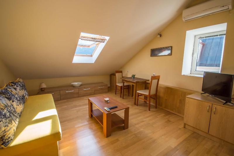 Apartment with Sea View image 4