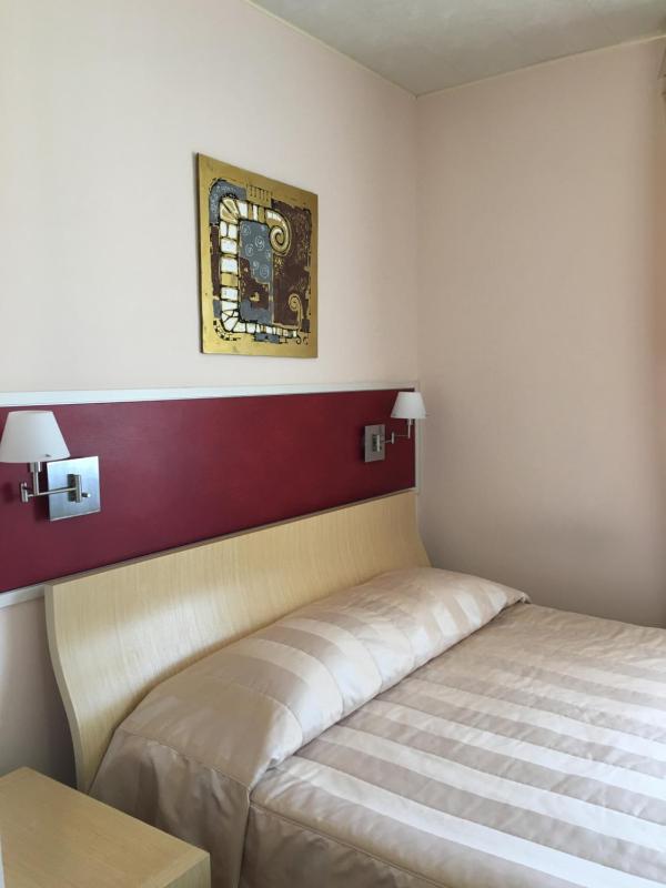 Superior Apartment image 1