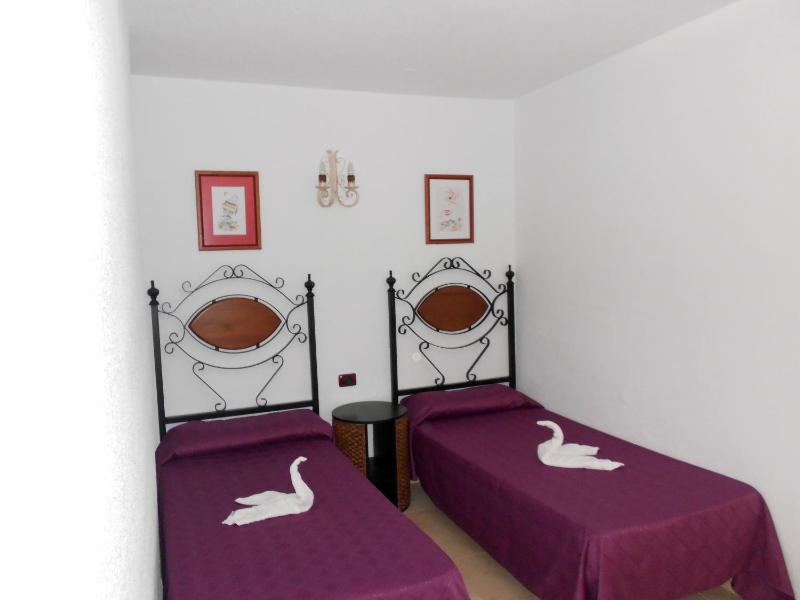 Bungalow (2 Adults) image 1