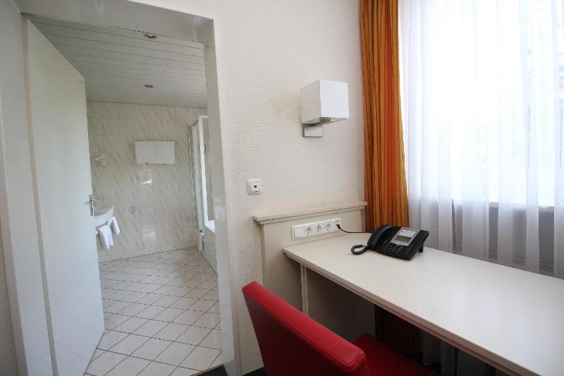 Triple Room image 4
