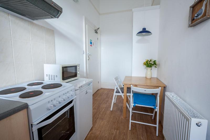 Clydesdale Apartments - image 13
