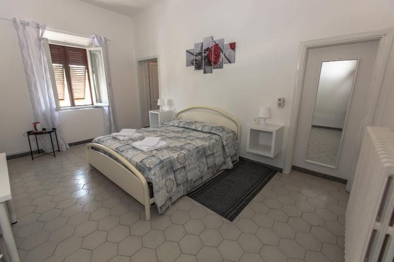 Double Room with Private Bathroom image 2