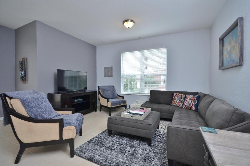 Three-Bedroom Apartment image 3