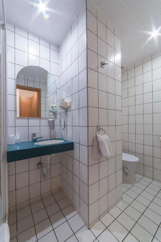 Classic Triple Room image 3