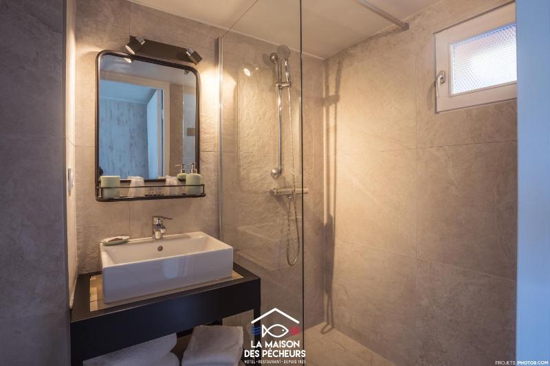 Standard Double Room with Terrace image 3