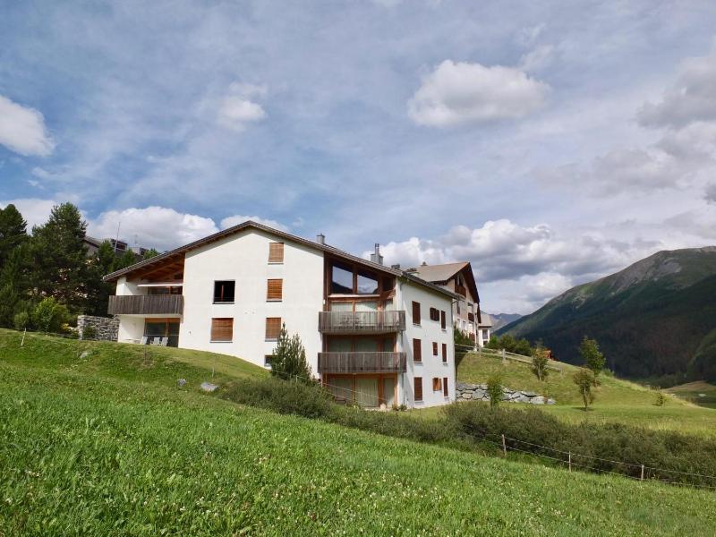 Apartment with Mountain View image 3