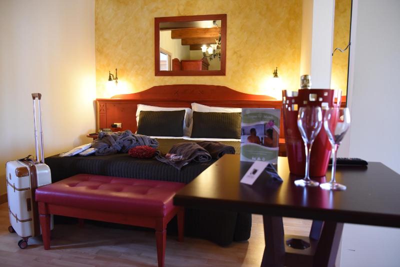Quadruple Room image 1
